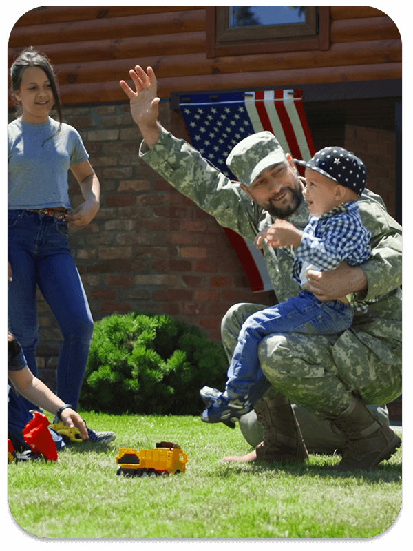 military dad playing with kids