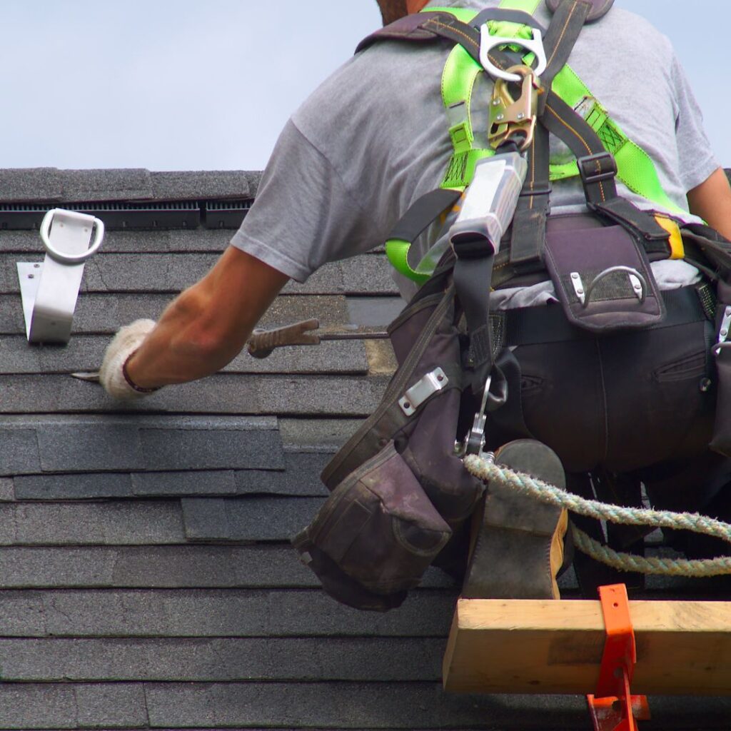 roof repair contractor